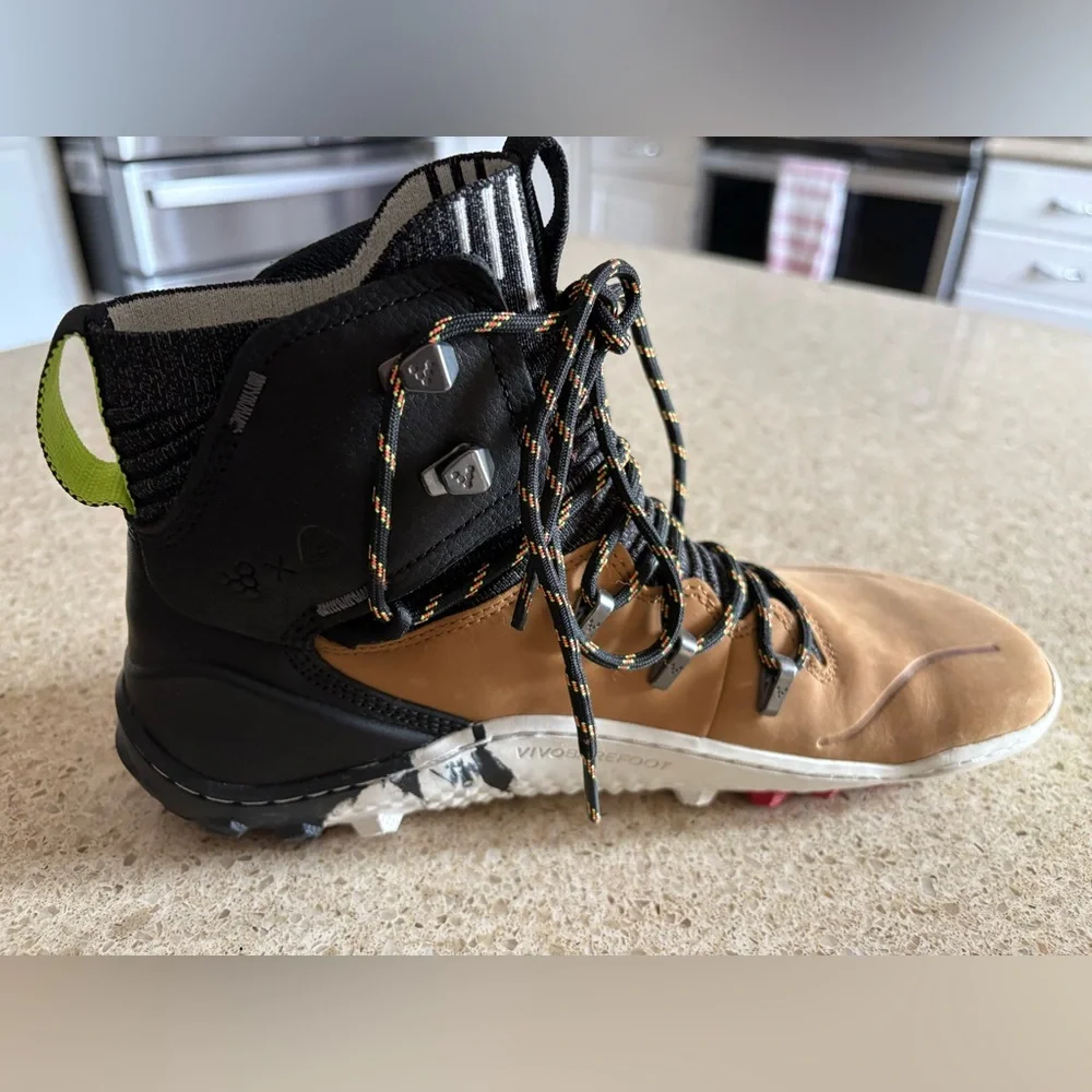 Women’s Size 8 Vivobarefoot Hiking boots - Picture 4 of 5
